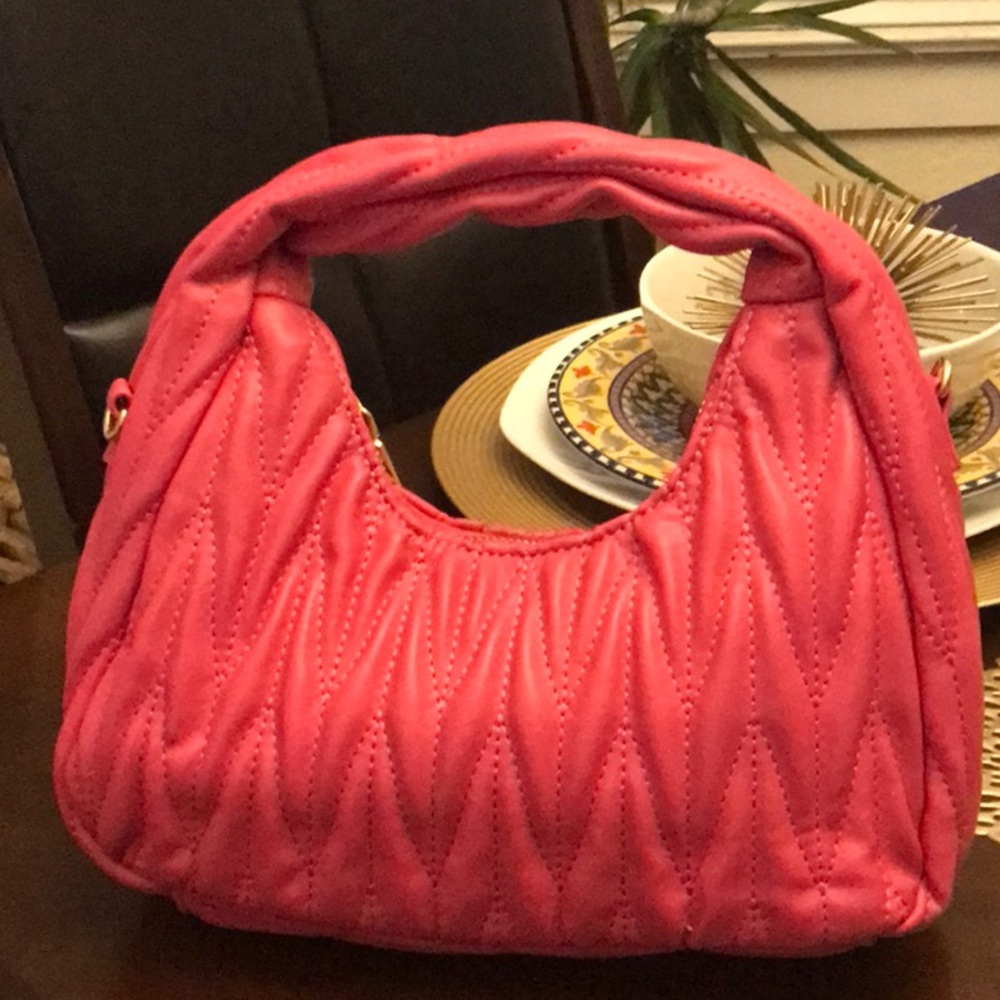 FUCHSIA PINK LEATHER PARTY BAG